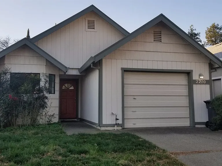 2210 Calaveras Ave — Photo 1