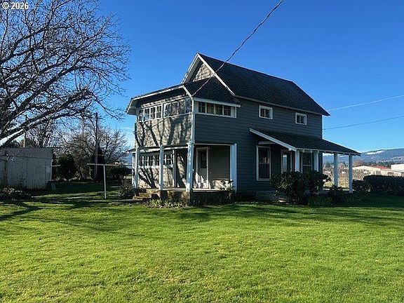 2nd image of 1745 Winston Rd