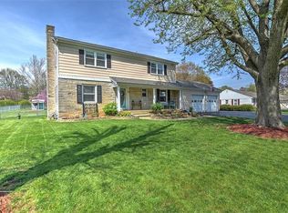 30 E North Court Dr, Decatur, IL 62526