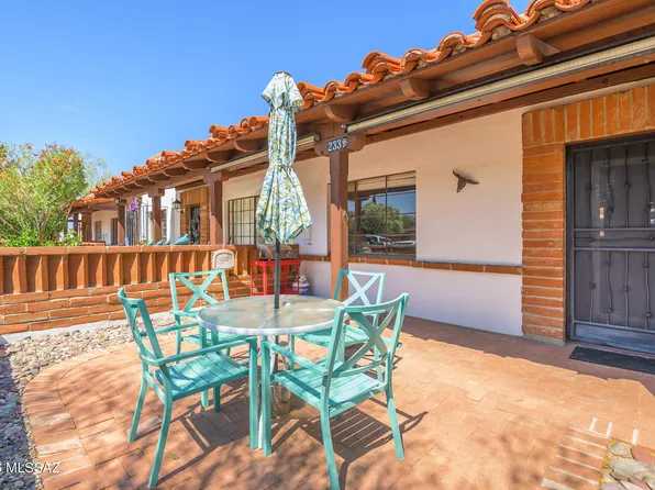233 S Paseo Tierra APT D, Green Valley, AZ 85614