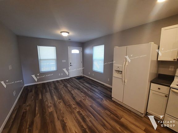 3rd image of 1622 W Chestnut St