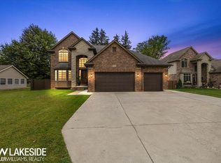 47460 Sugarbush Rd, Chesterfield, MI 48047