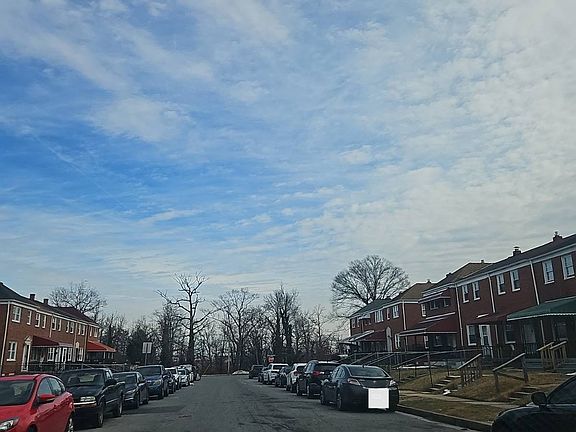 5th image of 2212 Redthorn Rd