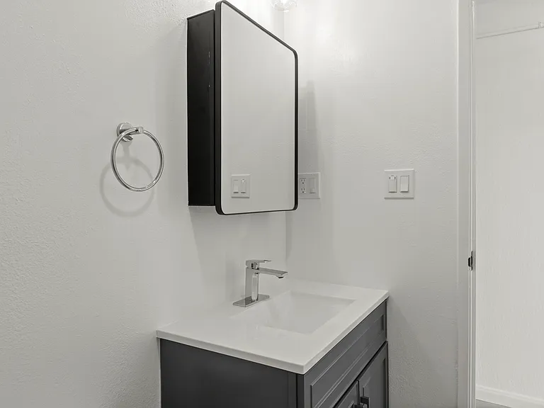 70 Crestline Dr #6 — Photo 28