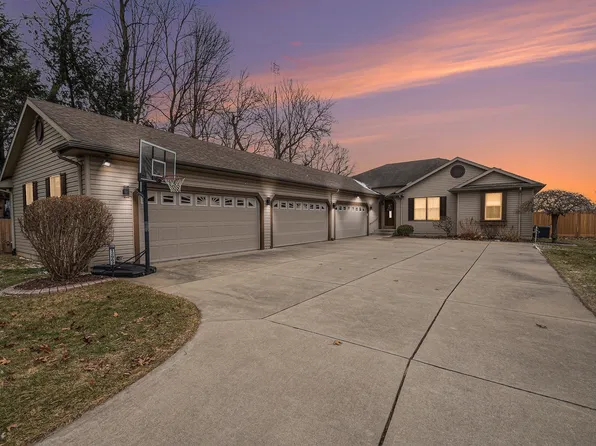 12962 Jefferson Blvd, Mishawaka, IN 46545