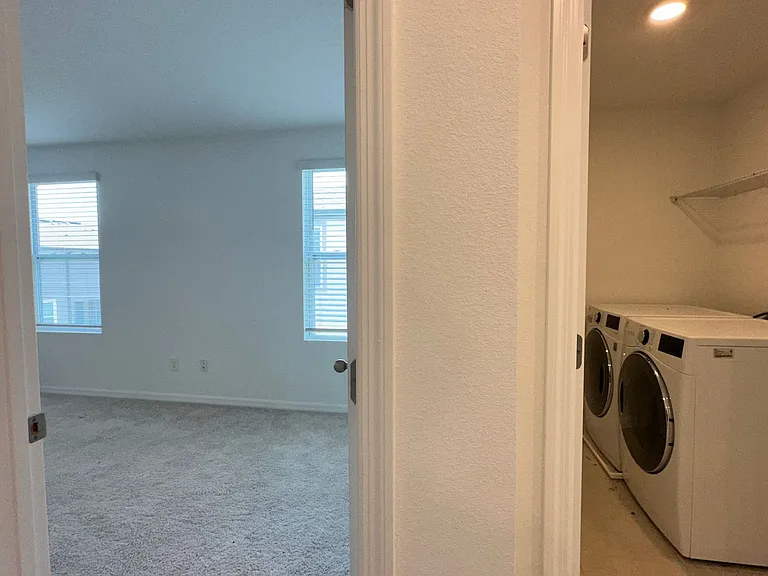 8454 Sperry St — Photo 42