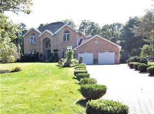 97 Millers Dr, Dartmouth, MA 02747