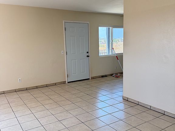 4th image of 16005 Dorsey Ave APT C