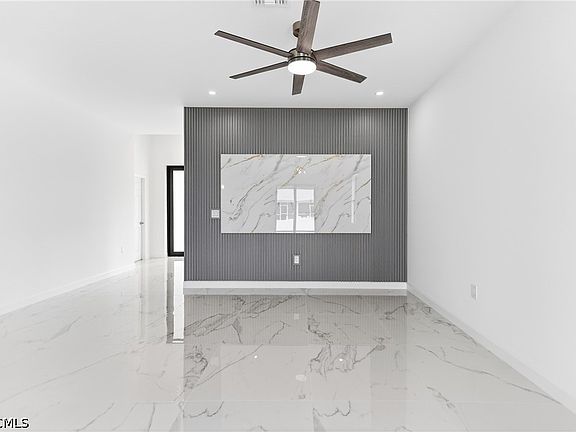 5th image of 4109 17th St SW