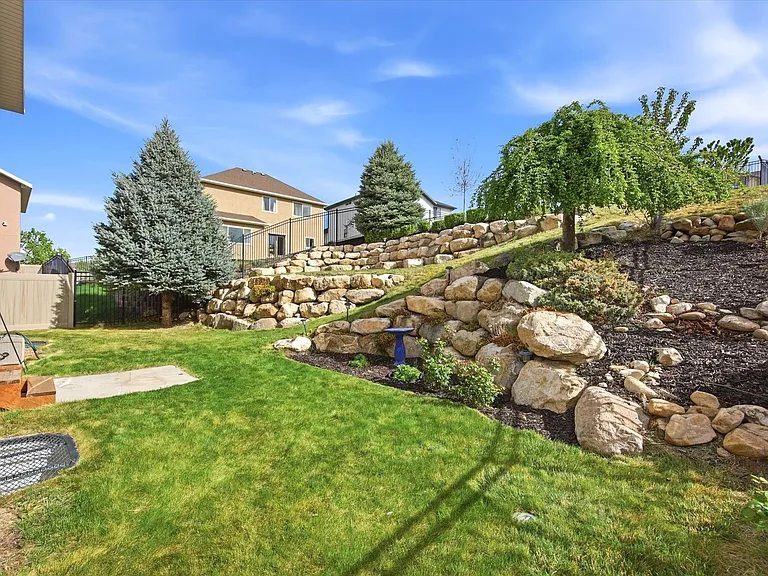 4412 N Foxtrail Dr — Photo 3