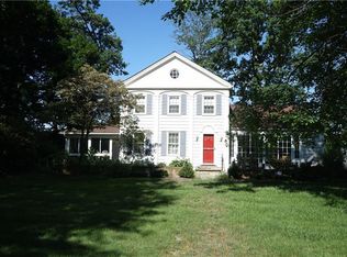 330 Wynnewood Dr, Butler, PA 16002