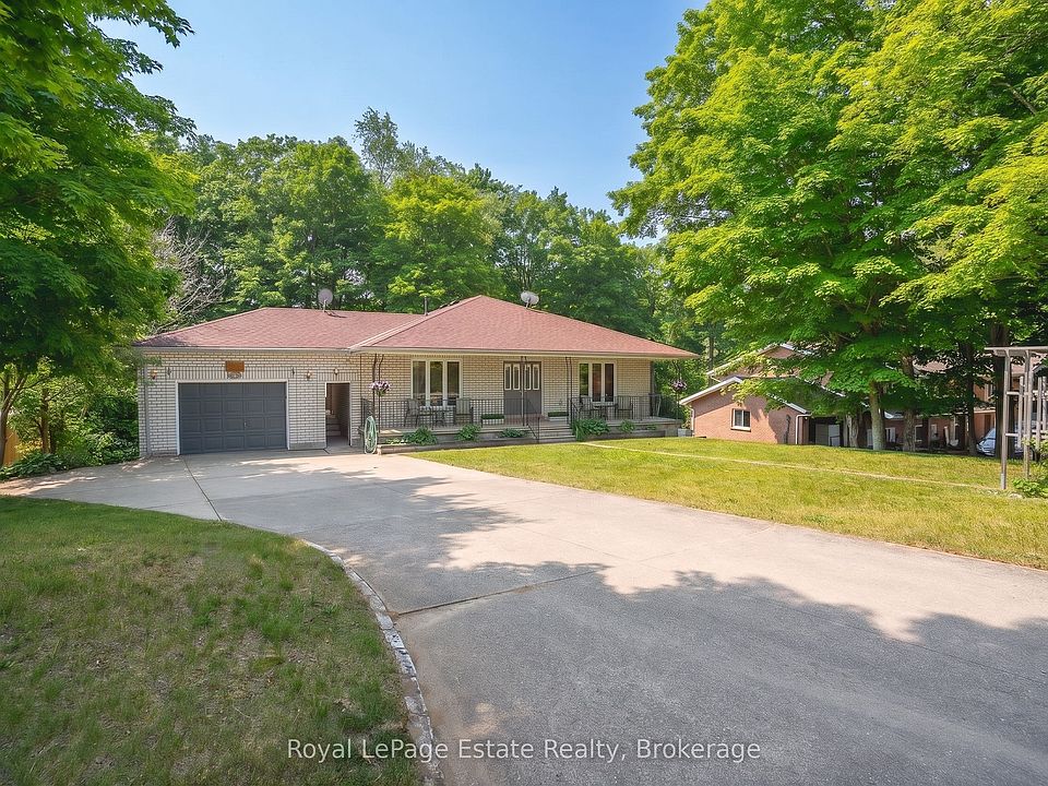 1st image of 632 Bannister Dr