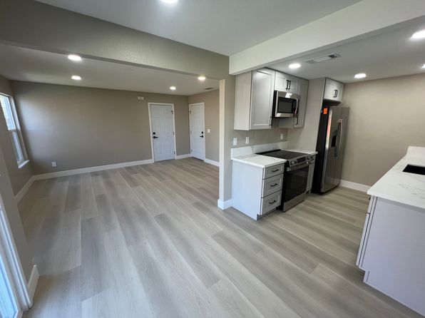 5403 Carrington Cir #5403