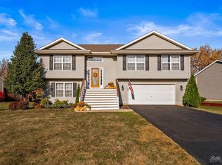 404 Benedict Dr SW, Poplar Grove, IL 61065