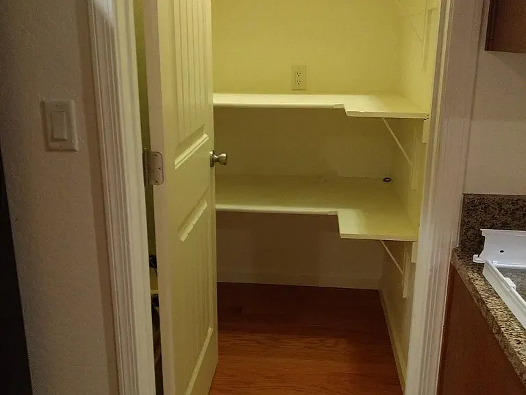 926 Whetstine Ave #C — Photo 10