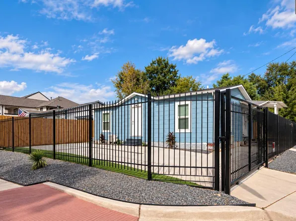 908 Jewett St, Houston, TX 77009
