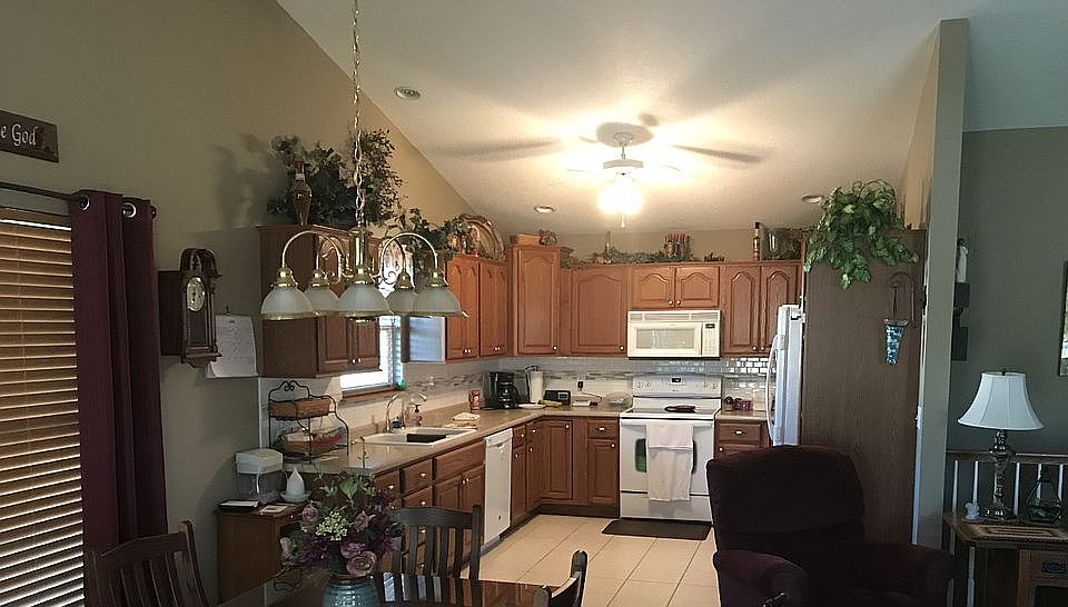 2nd image of 5200 Villa Dr Unit 48