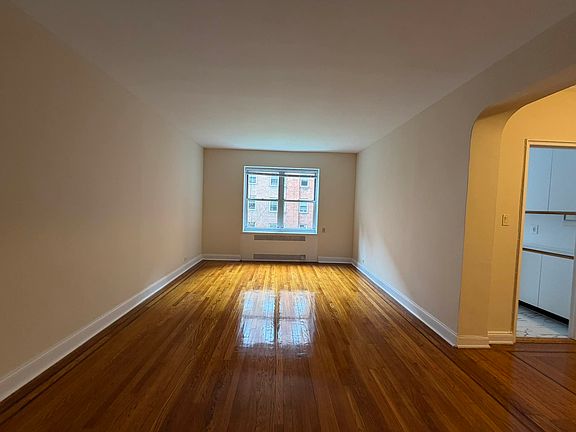 2nd image of 6911 Yellowstone Blvd APT A26