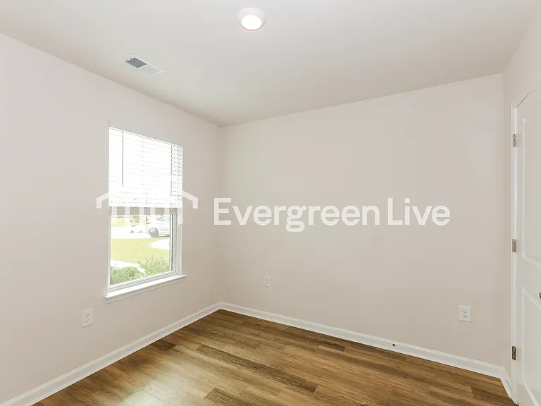 2223 Courtina Way — Photo 11