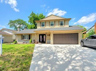 25880 Cherry Hill Rd, Dearborn Heights, MI 48127