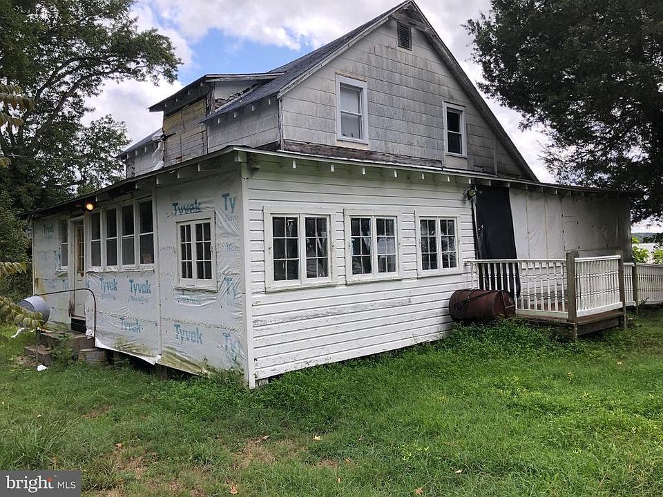1st image of 20920 Bayswater Way