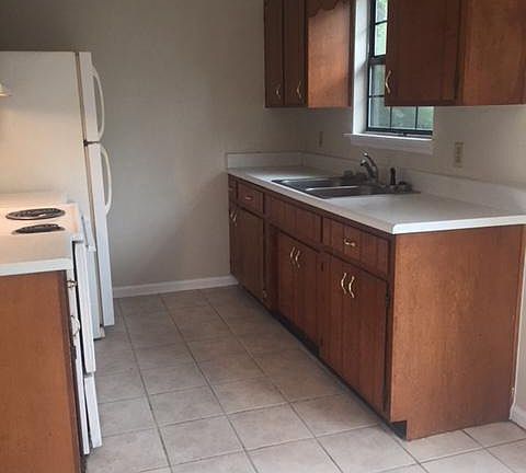 3rd image of 2331 San Mateo Ct