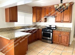 943 Chestnut Ave, Long Beach, CA 90813