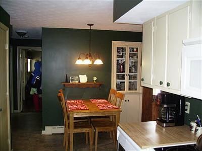 3rd image of 418 N Jefferson St