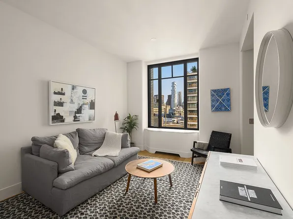 110 Charlton St APT 18E, New York, NY 10014