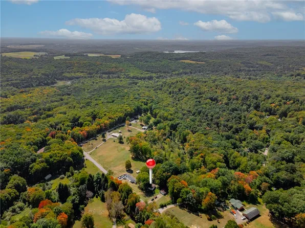 454 Muddy Creek Dr #452, Slippery Rock, PA 16057