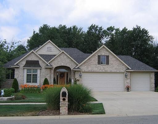 1st image of 1460 Sanborn Dr