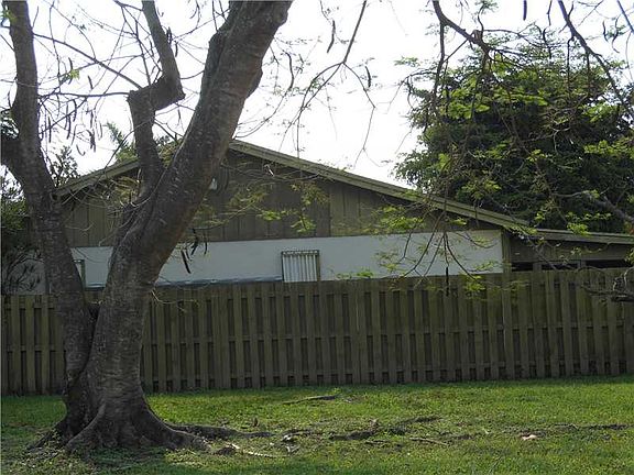 5th image of 12412 SW 113th Ln #12022