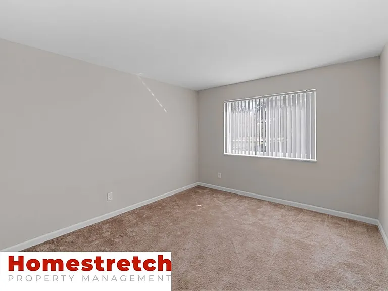 2 Bruce Dr #3 — Photo 14