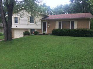 313 Hillcrest Dr, Warrensburg, MO 64093