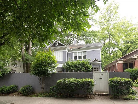 3rd image of 882 Charles Allen Dr NE