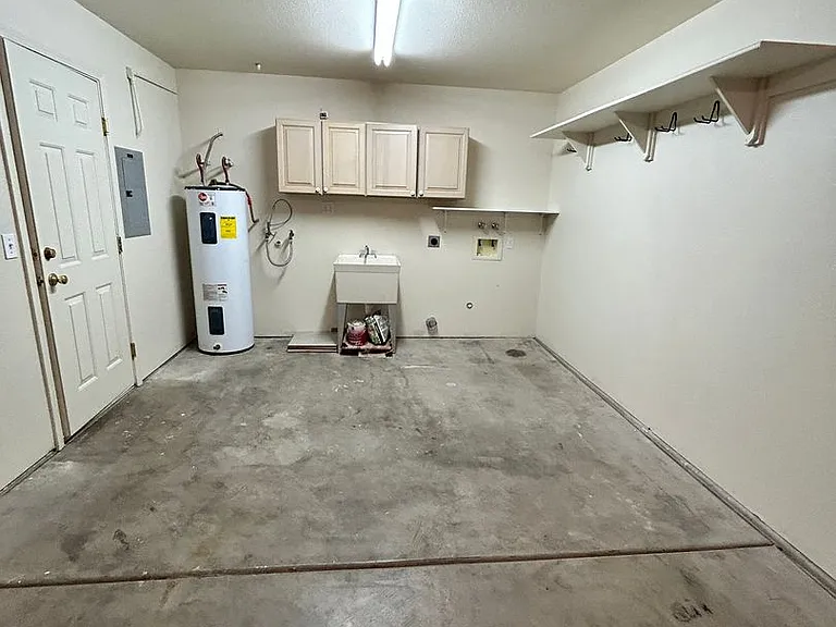 3289 Tolteca Dr — Photo 19