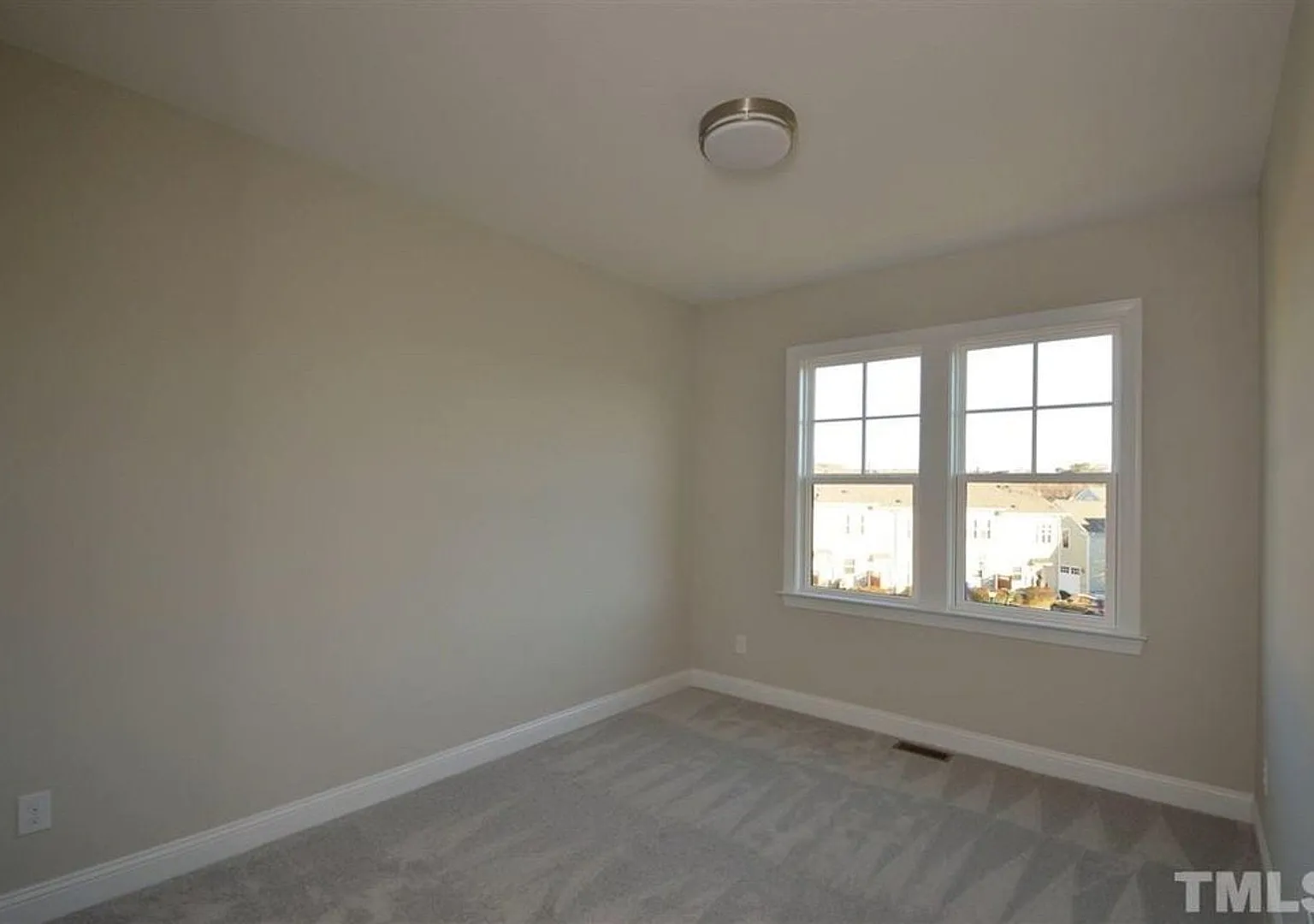 Room in 4 Bedroom Townhome at Philip's Square — Photo 3