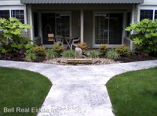 580 S 3rd St APT 11, Harrisburg, OR 97446