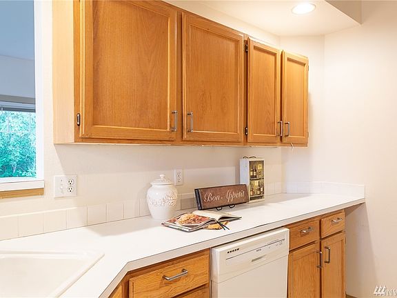 5th image of 4702 Mill Pond Dr SE #213