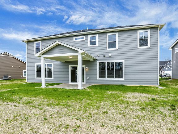 4th image of 3991 Railhead Ave