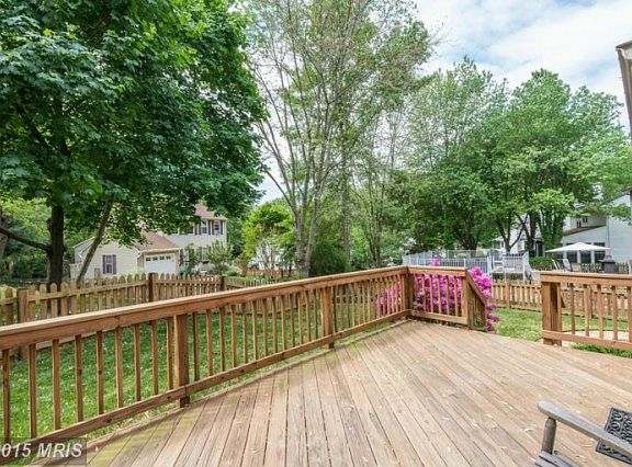 5th image of 275 Kings College Ct