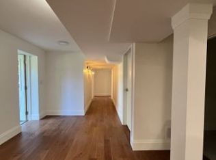 410 Highland Ave, Orillia, ON L3V4E7