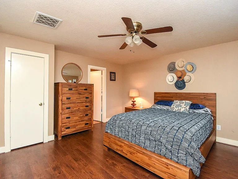 10735 Cobblecreek Way — Photo 13