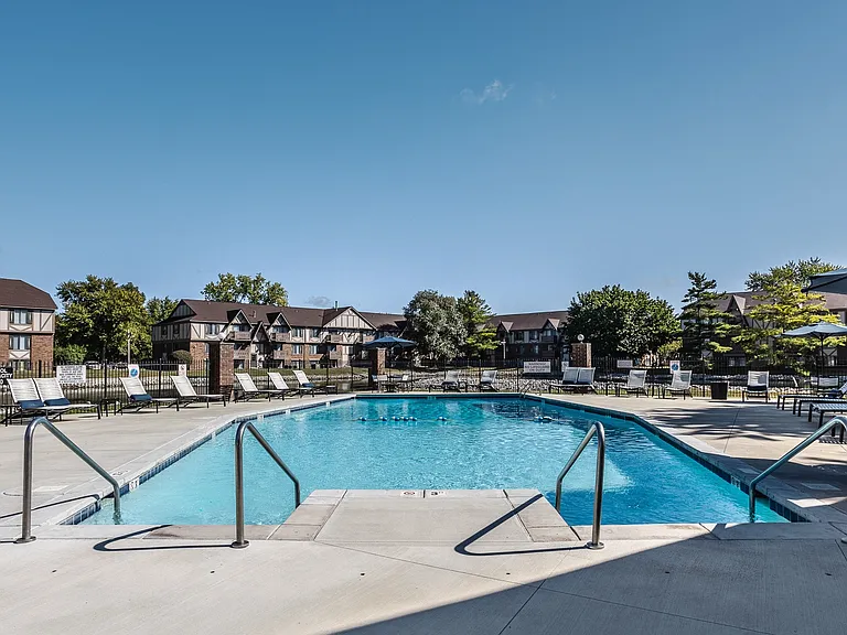 Bavarian Village Apartments — Photo 44