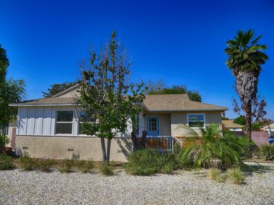 17201 Hemmingway St, Van Nuys, CA, 91406