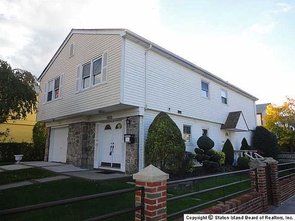 4th image of 1932 Richmond Ave