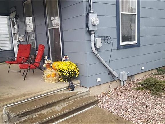 3rd image of 819 Washington Ave