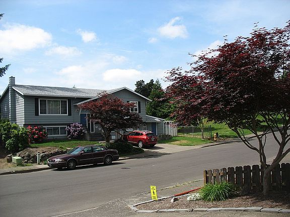 2nd image of 9430 SW Inez St