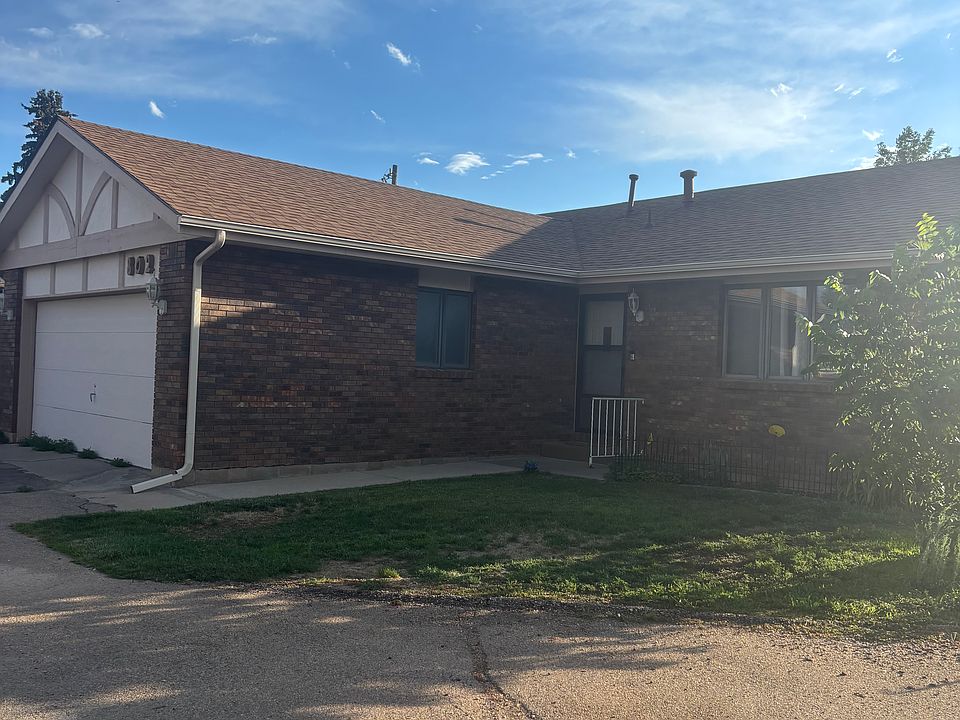 2nd image of 802 1st St