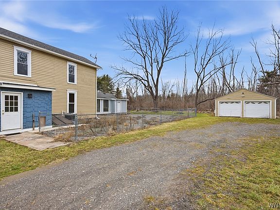 3rd image of 6043 Old Niagara Rd